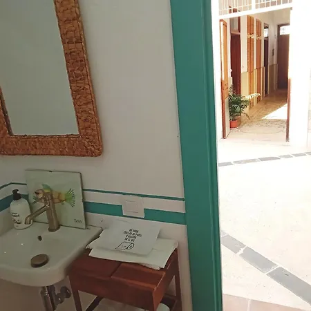 La Casita De La Melchoreta Con Patio Interior * Villajoyosa