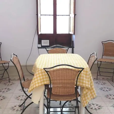 La Casita De La Melchoreta Con Patio Interior Villajoyosa